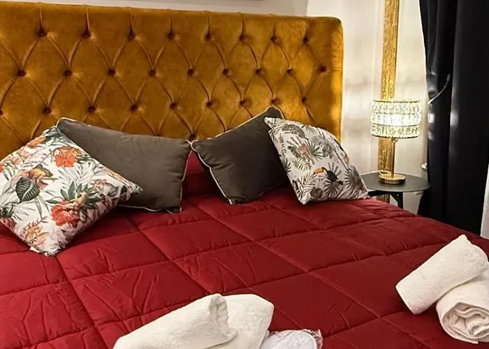 בית הארחה Borbon Luxury & 4*