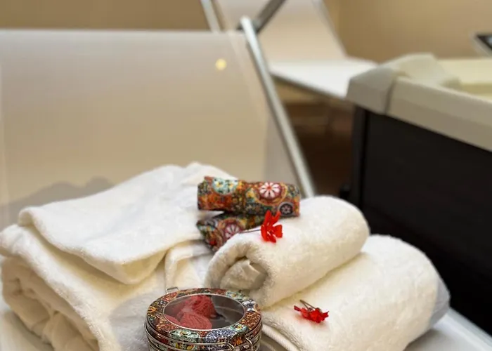 Borbon Luxury & בית הארחה 4*
