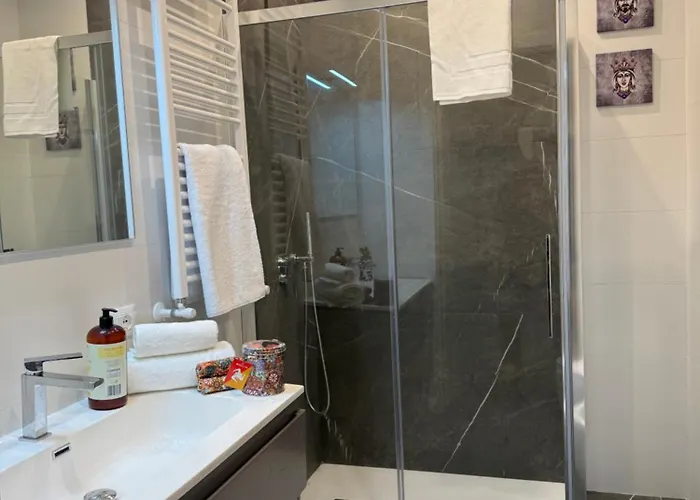 בית הארחה Borbon Luxury & 4*